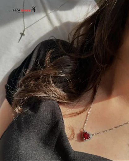 COLLAR CORAZON Y ESPADA