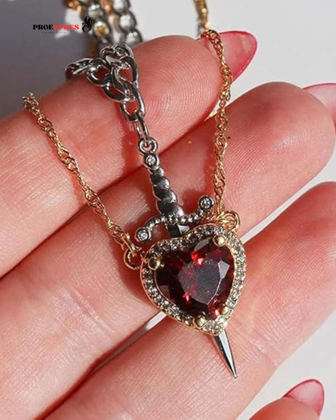 COLLAR CORAZON Y ESPADA