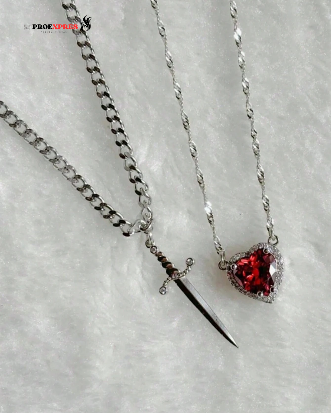 COLLAR CORAZON Y ESPADA